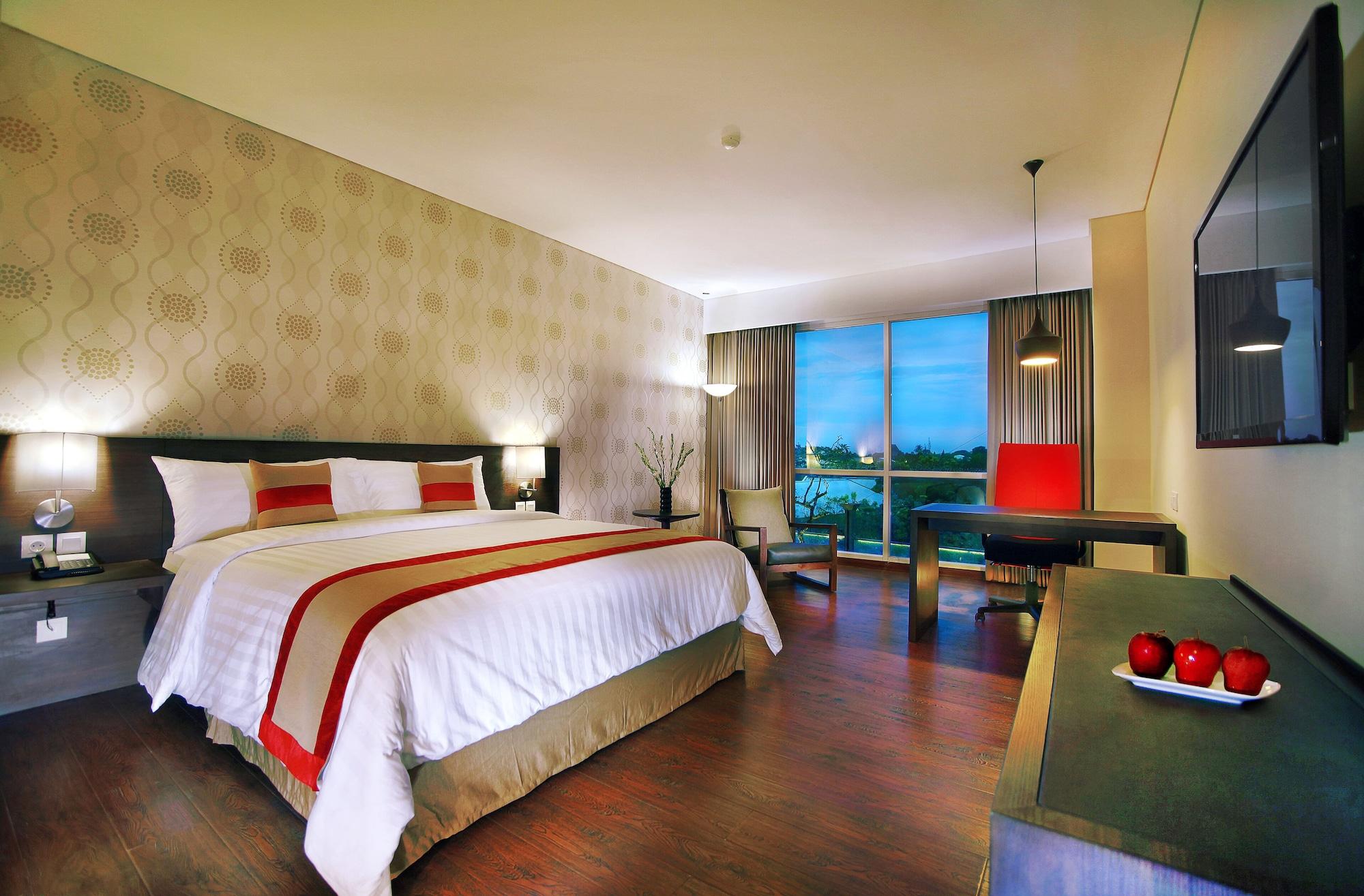 Aston Jember Hotel & Conference Center Экстерьер фото