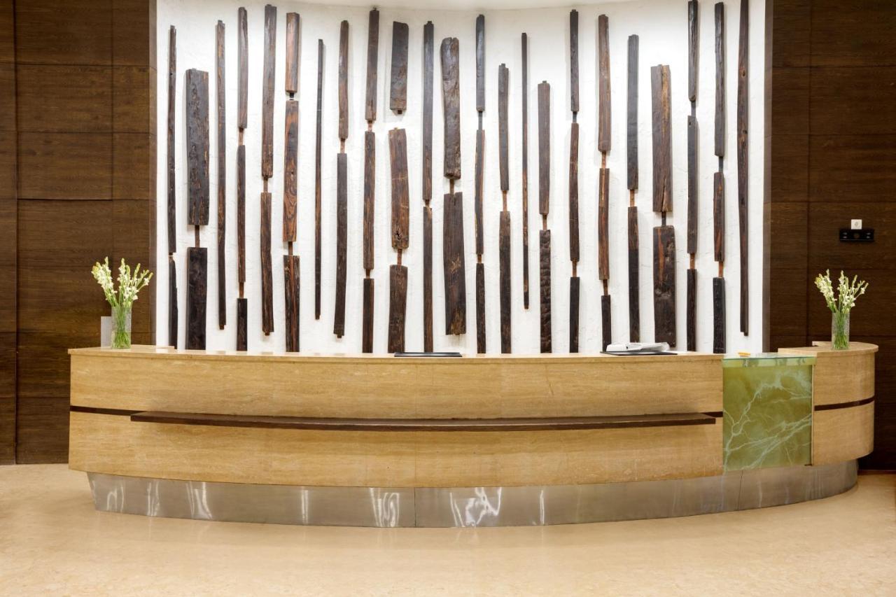 Aston Jember Hotel & Conference Center Экстерьер фото