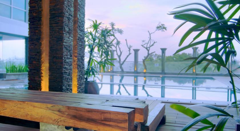Aston Jember Hotel & Conference Center Экстерьер фото